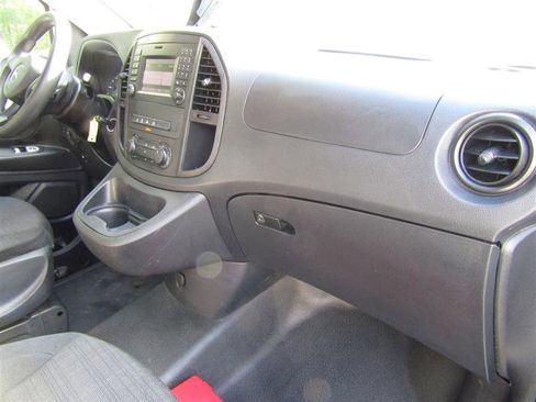 Used 2019 Mercedes-Benz Metris image 20