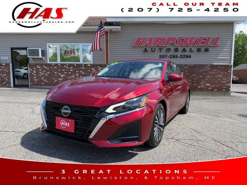 Used 2023 Nissan Altima 2.5 SV AWD/4WD image 1