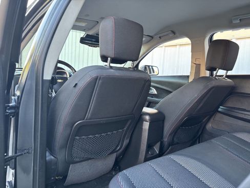 Used 2017 Chevrolet Equinox LT w/ Convenience Package image 14