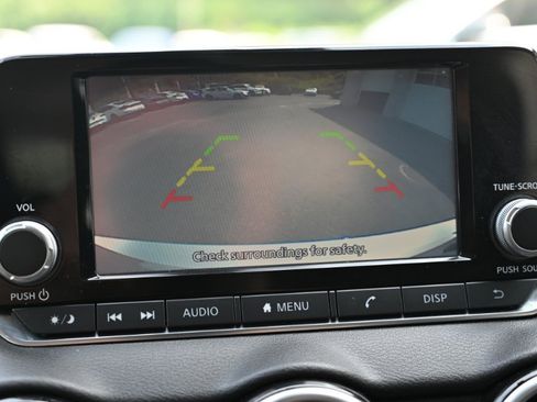 Used 2022 Nissan Sentra S FWD image 19