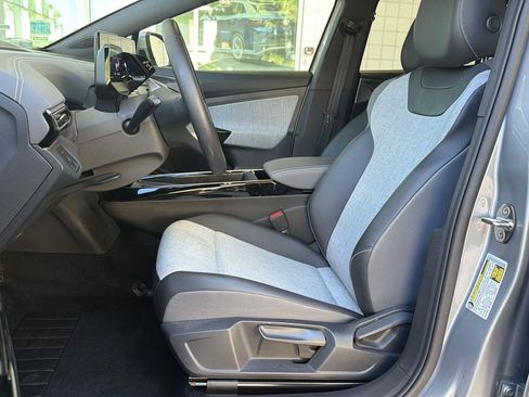 Certified 2023 Volkswagen ID.4 Pro RWD image 14