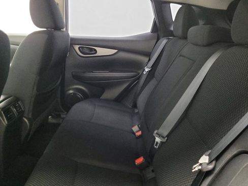 Used 2020 Nissan Rogue Sport S w/ Appearance Package FWD image 18