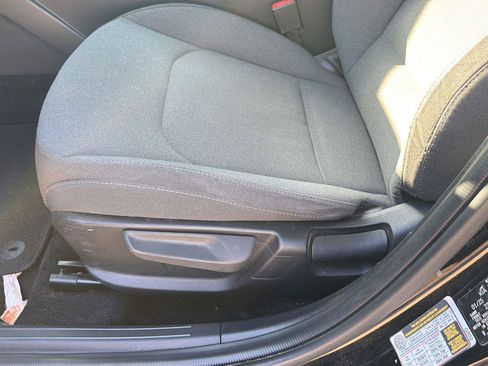 Used 2025 Kia K4 FWD image 12