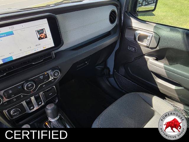 Used 2025 Jeep Wrangler Sport AWD/4WD image 19