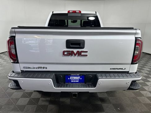 Used 2017 GMC Sierra 1500 Denali w/ Denali Ultimate Package AWD/4WD image 4