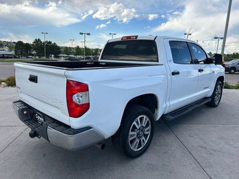 Used 2017 Toyota Tundra SR5 w/ SR5 Upgrade Package AWD/4WD image 8