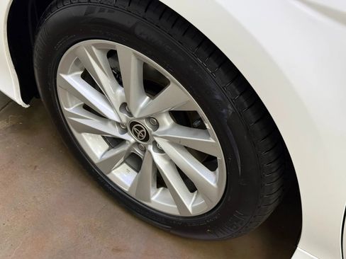 Used 2022 Toyota Camry LE image 25