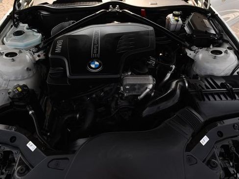Used 2015 BMW Z4 sDrive28i RWD image 21