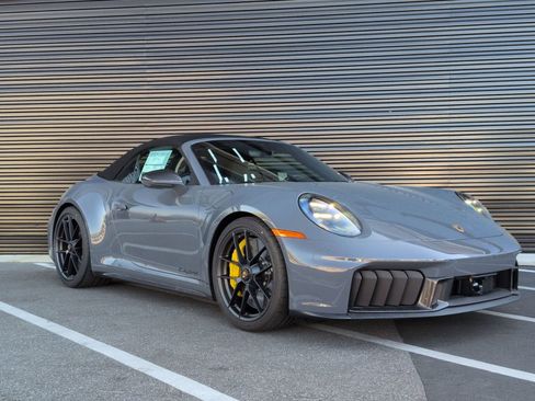 New 2026 Porsche 911 Carrera 4 GTS image 7