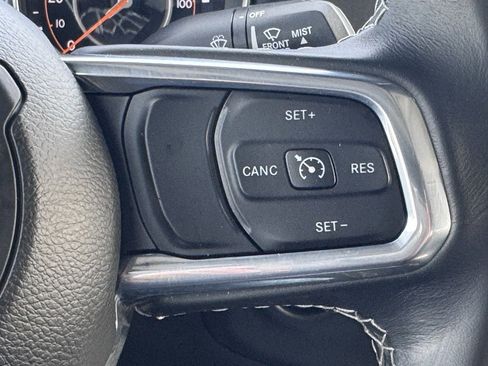 Used 2021 Jeep Gladiator Overland w/ Popular Equipment Package image 8