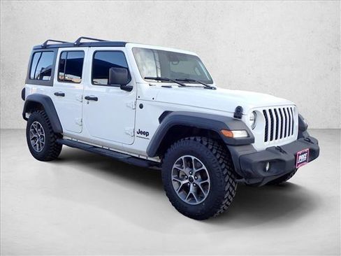 Used 2024 Jeep Wrangler Sport S image 6