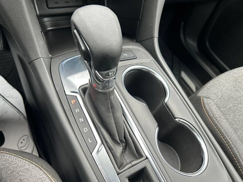 Used 2024 Chevrolet Equinox LT w/ LPO, Floor Liner Package FWD image 28