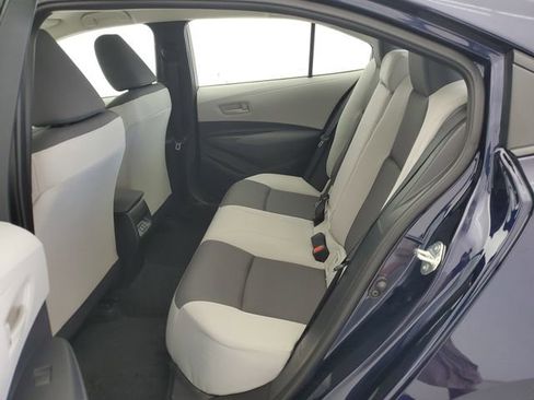 Used 2025 Toyota Corolla LE FWD image 13