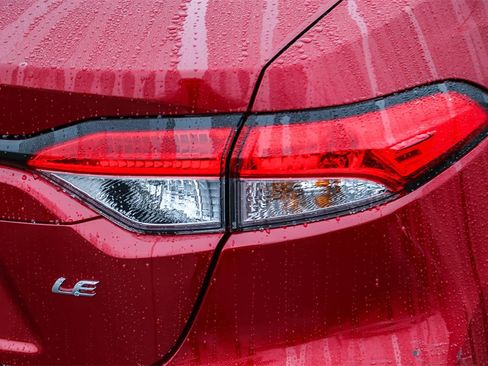 Used 2023 Toyota Corolla LE image 10