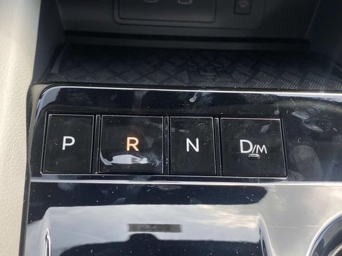 New 2025 Nissan Murano SV image 30