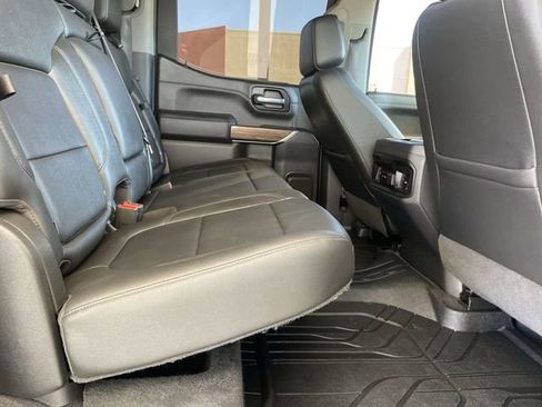 Used 2019 Chevrolet Silverado 1500 LT Trail Boss AWD/4WD image 25