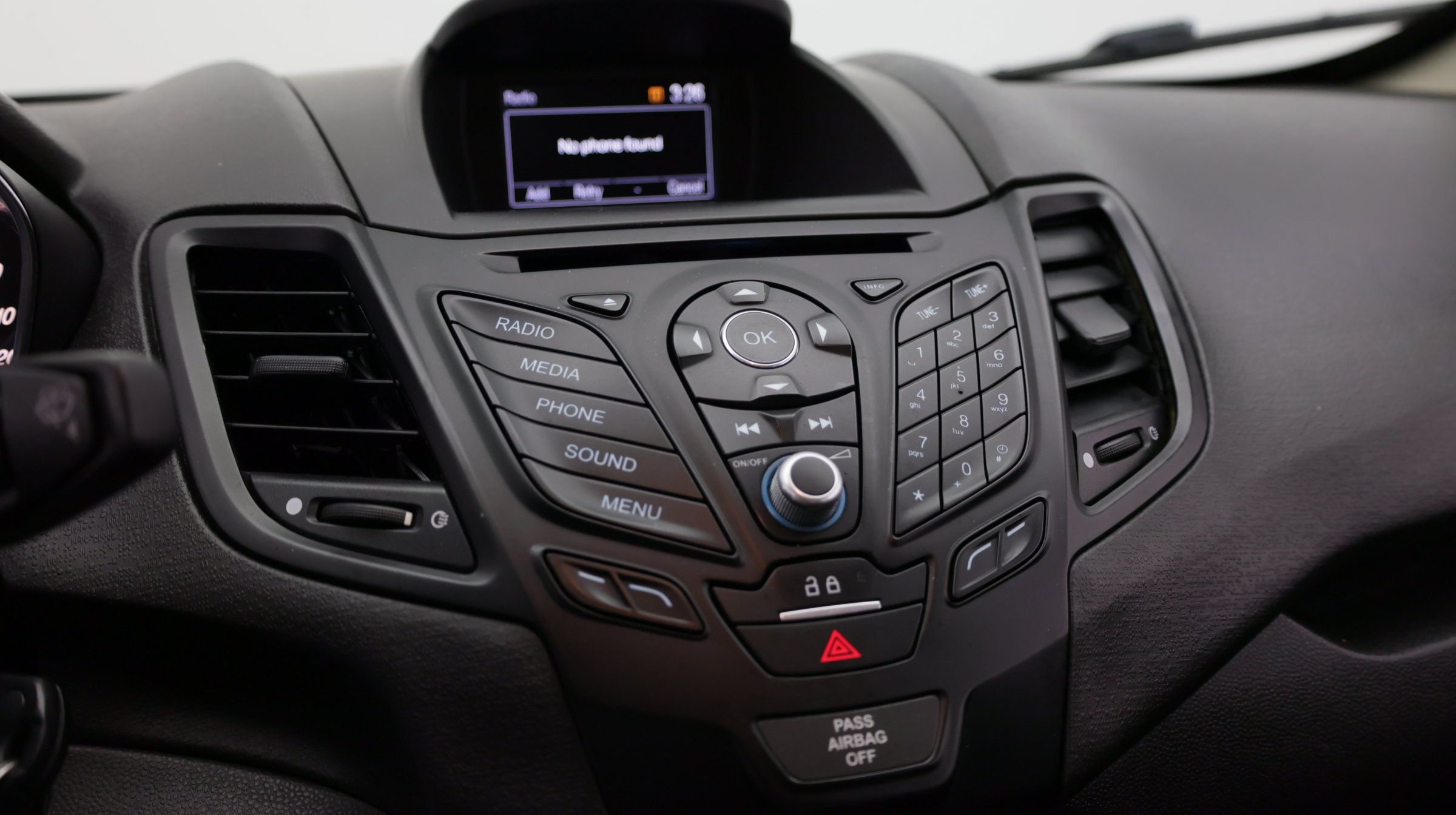 Used 2018 Ford Fiesta SE FWD image 18