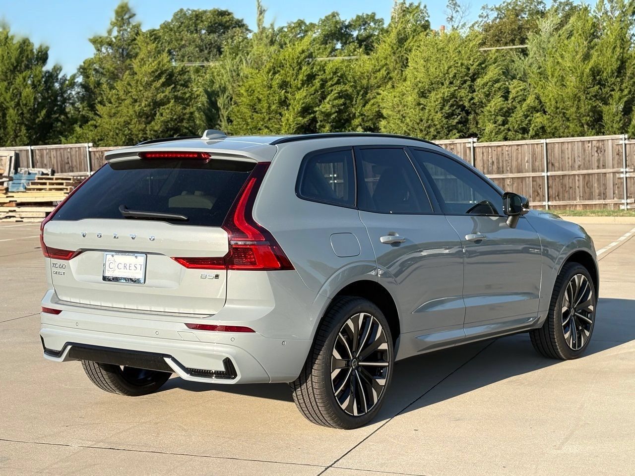 New 2026 Volvo XC60 B5 Ultra w/ Protection Package Premier AWD/4WD image 6