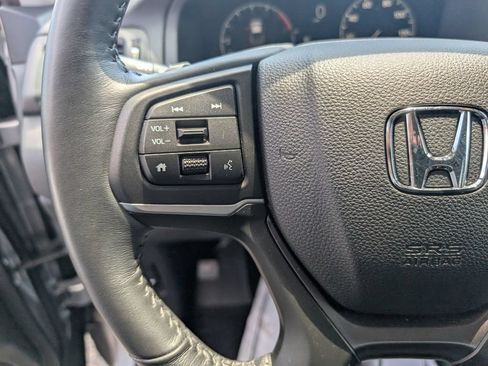 Used 2024 Honda Ridgeline Sport image 18
