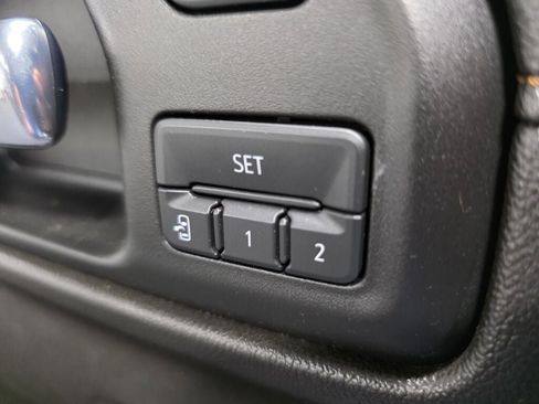 Used 2019 GMC Sierra 1500 AT4 w/ AT4 Preferred Package AWD/4WD image 17