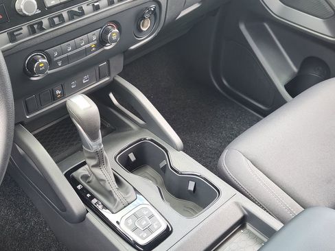 New 2026 Nissan Frontier SV AWD/4WD image 15