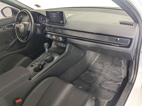 Used 2022 Honda Civic Sport image 28