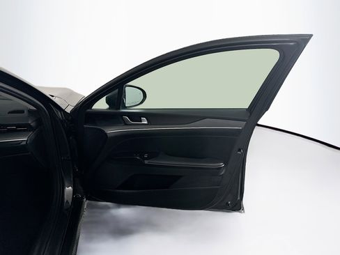 Used 2025 Kia K5 LXS image 29