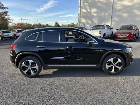 New 2025 Mercedes-Benz GLA 250 image 8