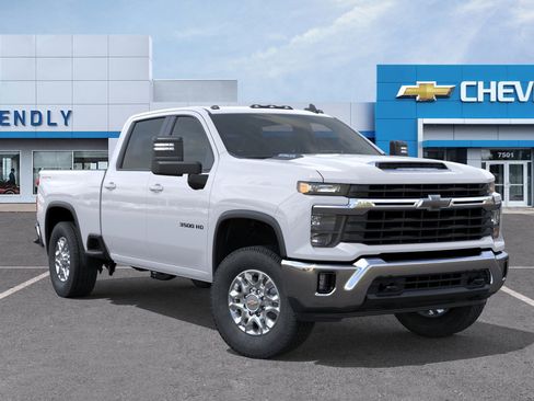 New 2026 Chevrolet Silverado 3500 LT image 17