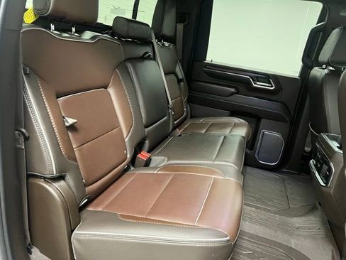 Used 2024 GMC Sierra 2500 Denali image 57