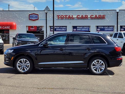 Used 2017 Audi Q7 3.0T Premium Plus AWD/4WD image 2