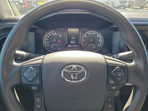Used 2022 Toyota Tacoma SR image 21