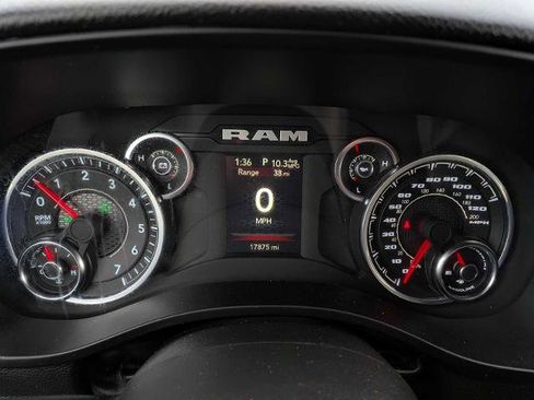 Used 2024 RAM 1500 Tradesman AWD/4WD image 31