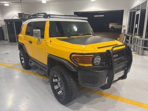 Used 2007 Toyota FJ Cruiser 4WD image 4