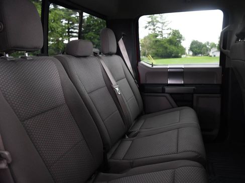 Used 2017 Ford F150 XLT w/ Equipment Group 302A Luxury AWD/4WD image 21
