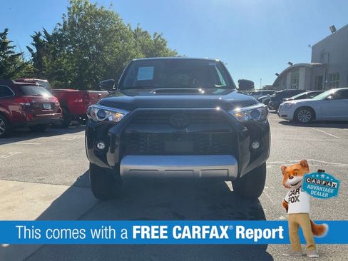 Used 2023 Toyota 4Runner TRD Off-Road Premium w/ Off Road Premium Plus Package AWD/4WD image 2
