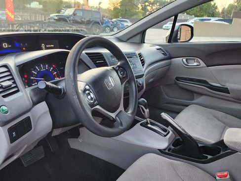 Used 2012 Honda Civic LX image 9