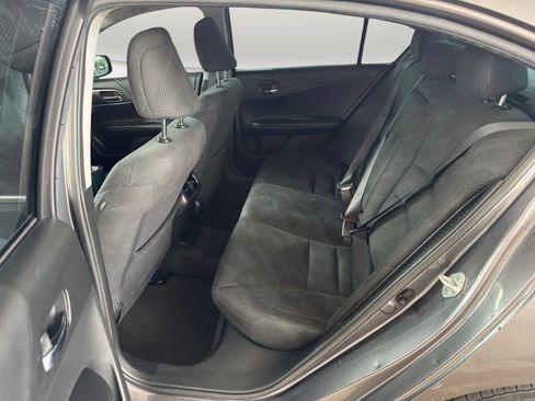 Used 2017 Honda Accord Hybrid Sedan image 13