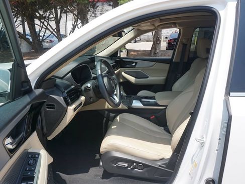 Used 2024 Acura MDX FWD w/ Technology Package image 2