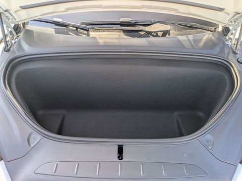 Used 2024 Tesla Model X image 22