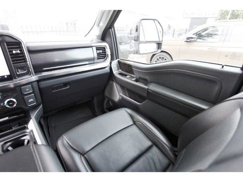 Used 2024 Ford F250 Lariat w/ Lariat Ultimate Package AWD/4WD image 8