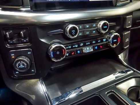 Used 2023 Ford F150 Lariat w/ Equipment Group 502A High image 26