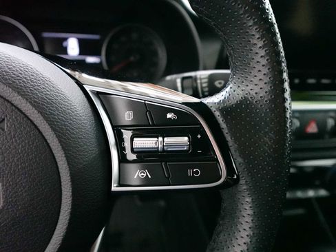 Used 2023 Kia Forte GT-Line image 18