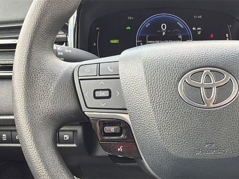 Certified 2025 Toyota Camry LE image 25