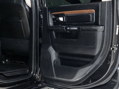 Used 2016 RAM 3500 Laramie AWD/4WD image 21