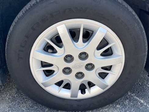 Used 2003 Chevrolet Impala FWD image 23