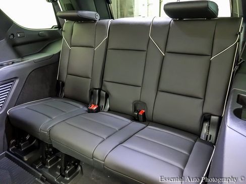 New 2026 Cadillac Escalade Luxury w/ LPO, Radiant Package image 10