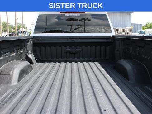 Used 2025 Chevrolet Silverado 2500 LT AWD/4WD image 13