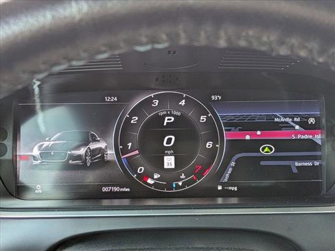 Used 2021 Jaguar F-TYPE Coupe RWD image 11