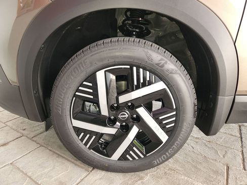 New 2026 Nissan Kicks SV image 21